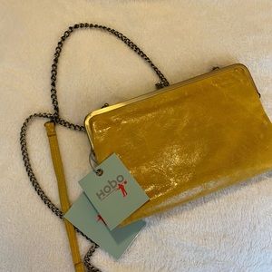 HOBO chain crossbody in mustard